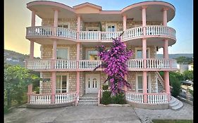 Kurt Apartaments