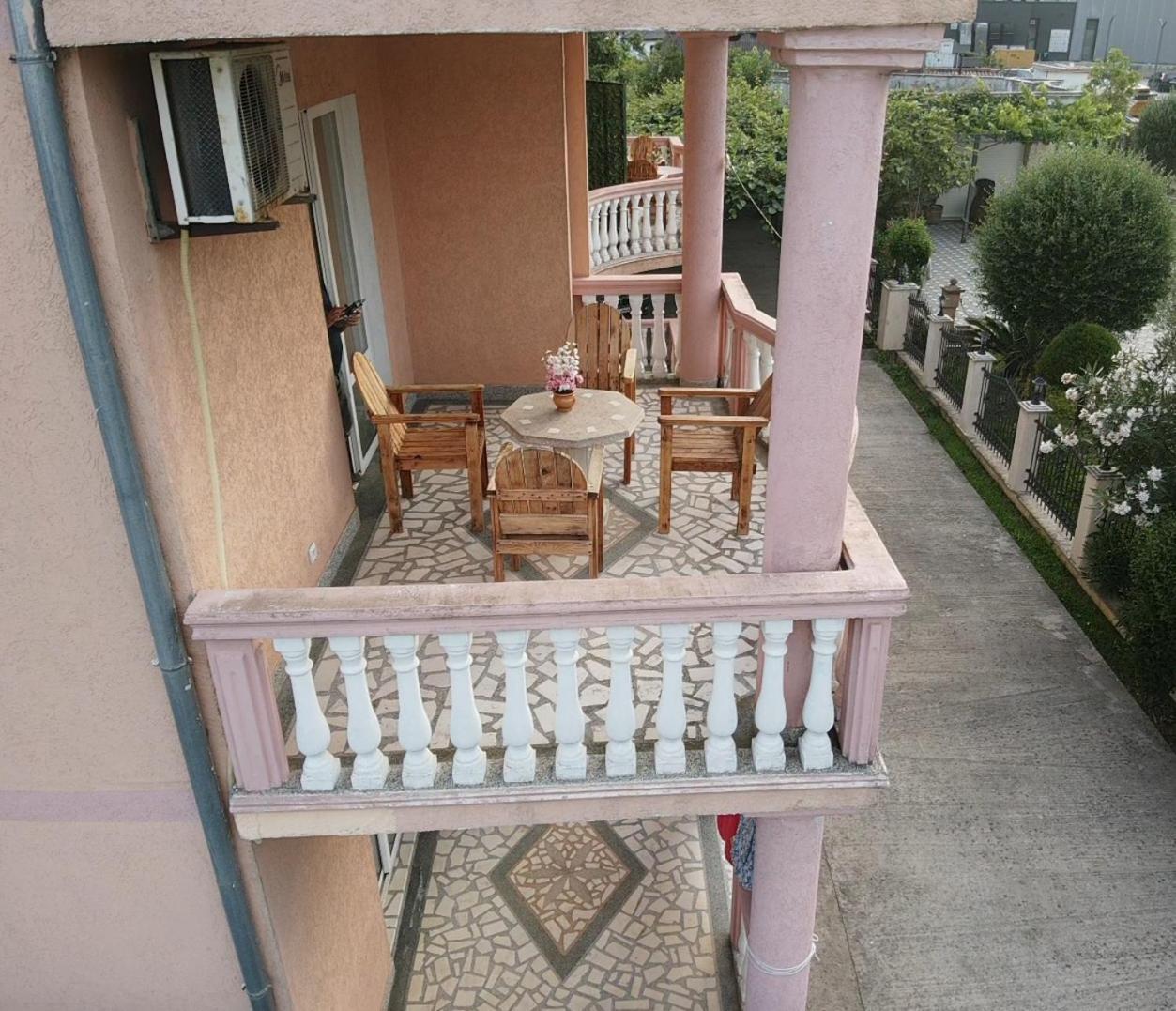Kurt Apartaments Ulcinj Exterior foto